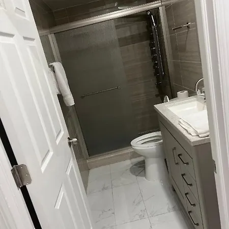 Cozy Inspired Studio Apartment Newark Exterior photo
